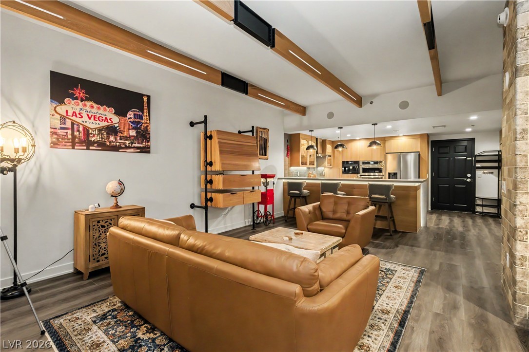 150 Las Vegas Boulevard 2015 Property Photo 2