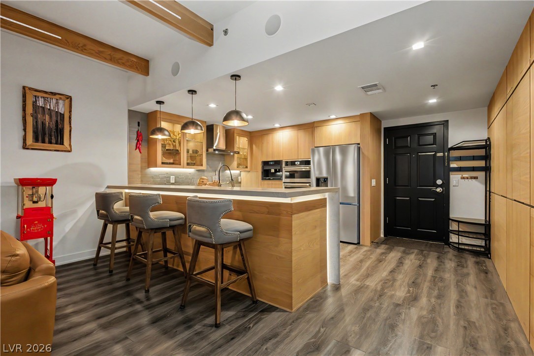 150 Las Vegas Boulevard 2015 Property Photo 3