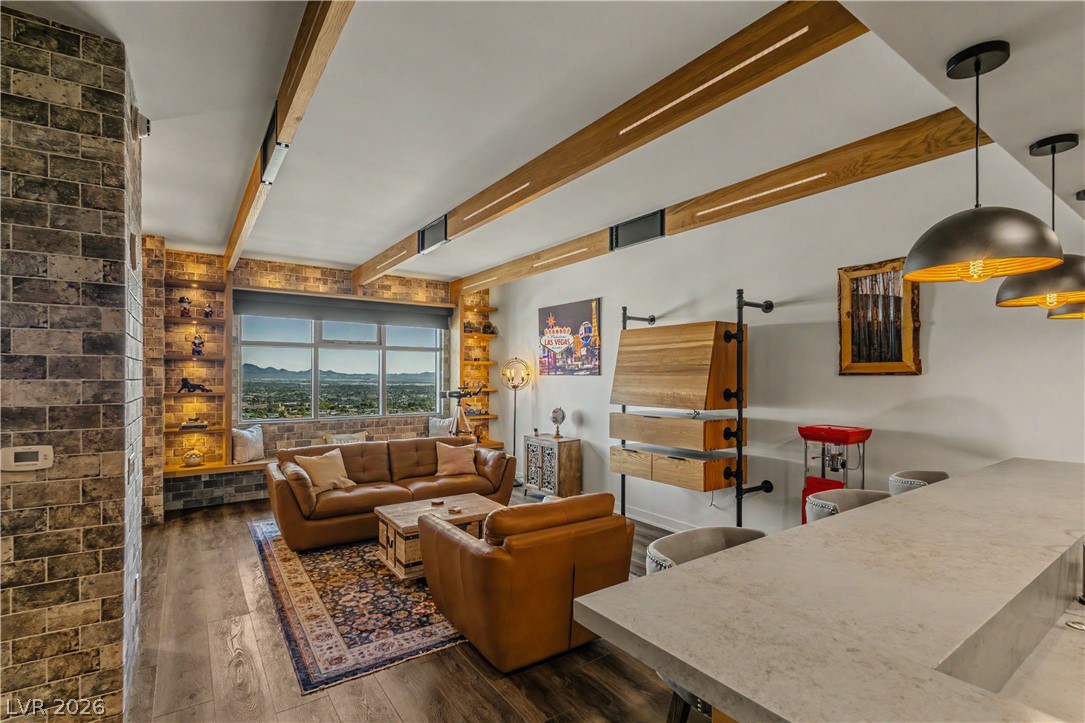 150 Las Vegas Boulevard 2015 Property Photo 14