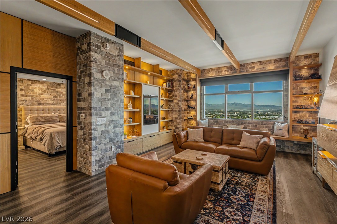 150 Las Vegas Boulevard 2015 Property Photo 21