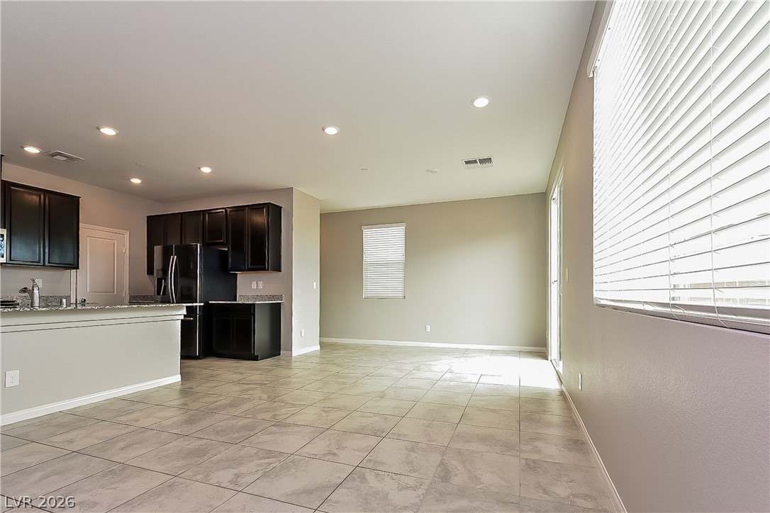 1630 Crisp Pear Court Property Photo 4