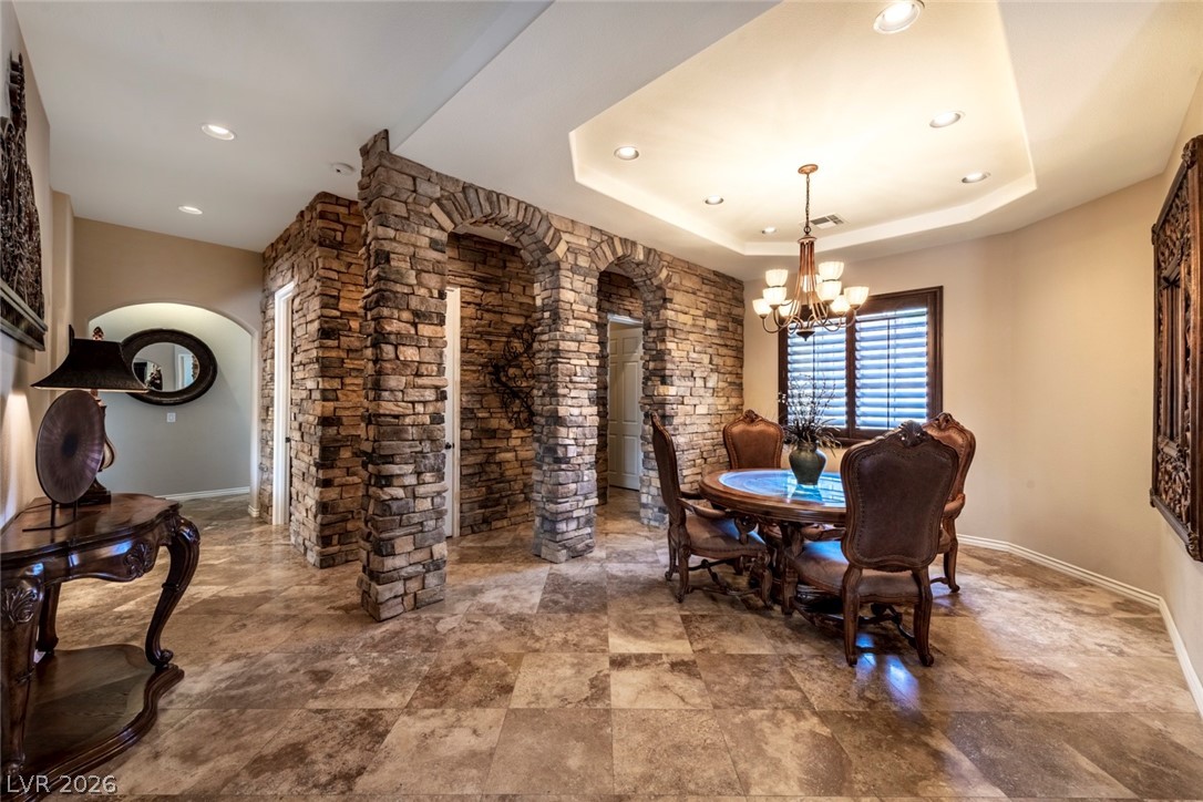 7561 Prancing Pony Court Property Photo 5