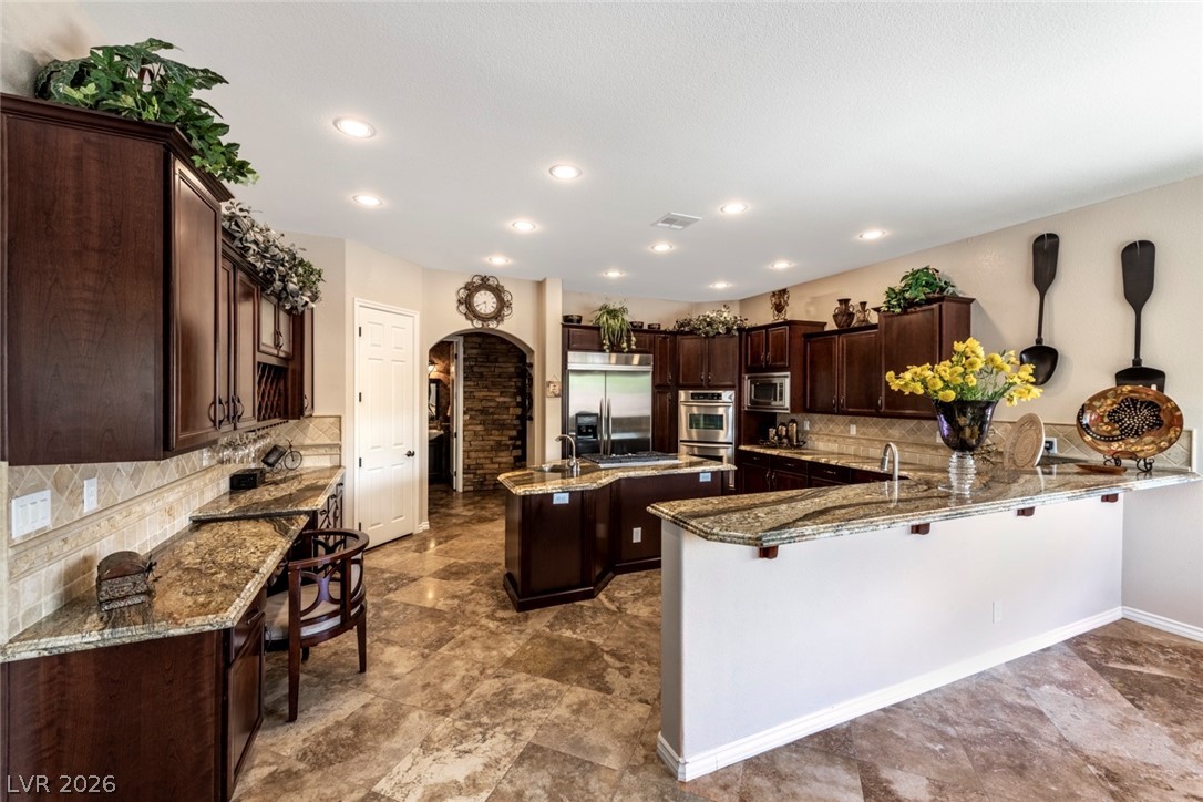 7561 Prancing Pony Court Property Photo 9