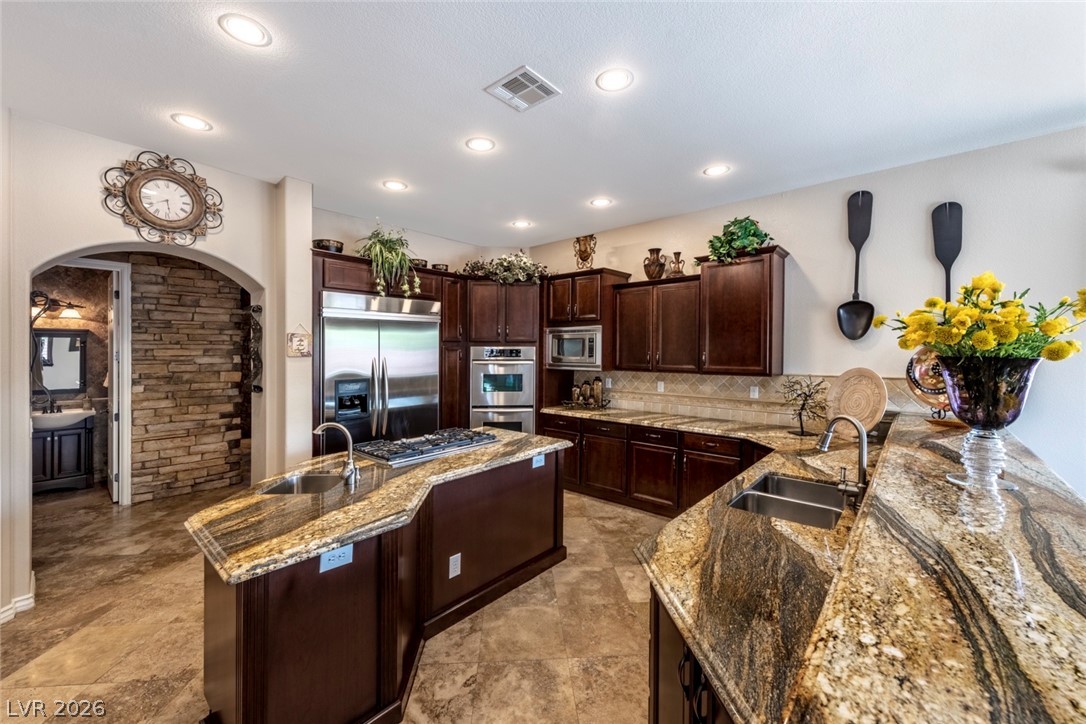 7561 Prancing Pony Court Property Photo 11