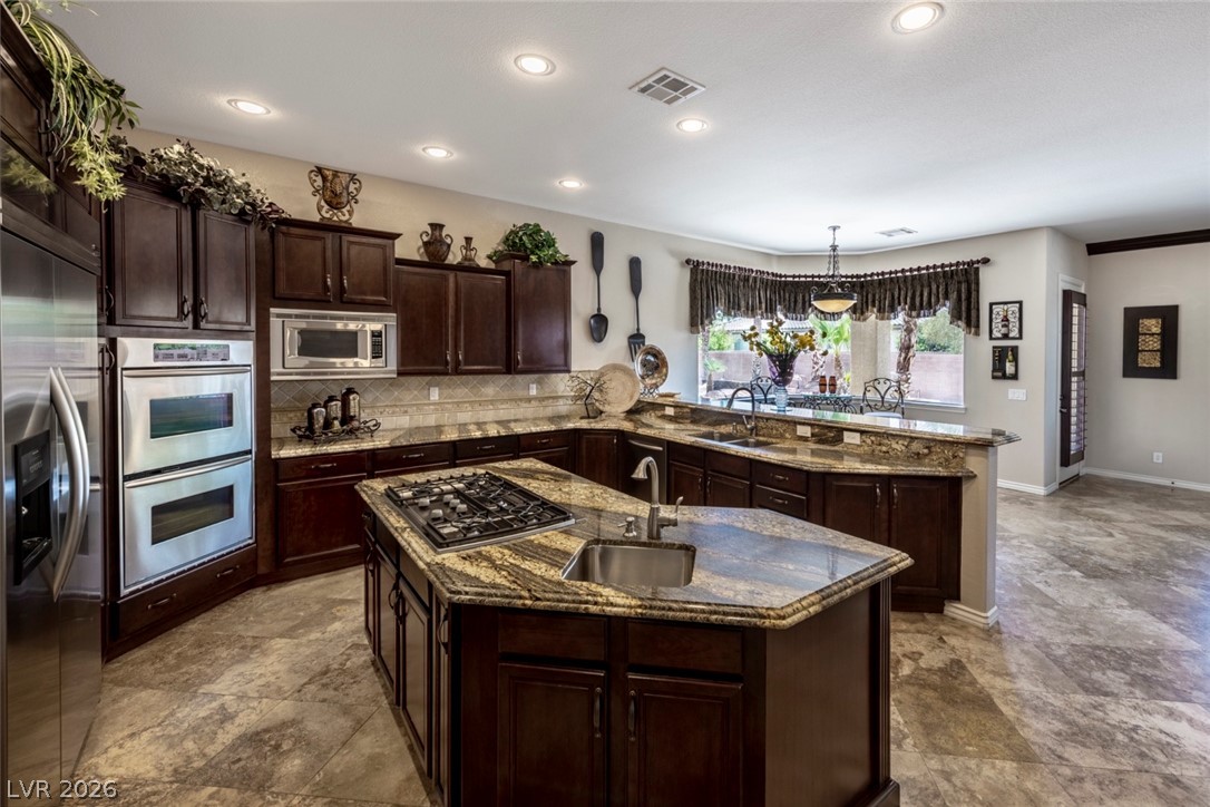 7561 Prancing Pony Court Property Photo 13
