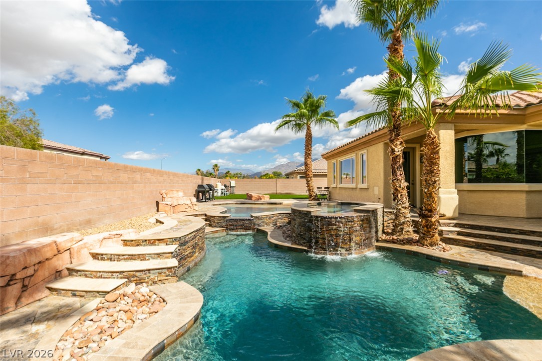 7561 Prancing Pony Court Property Photo 33