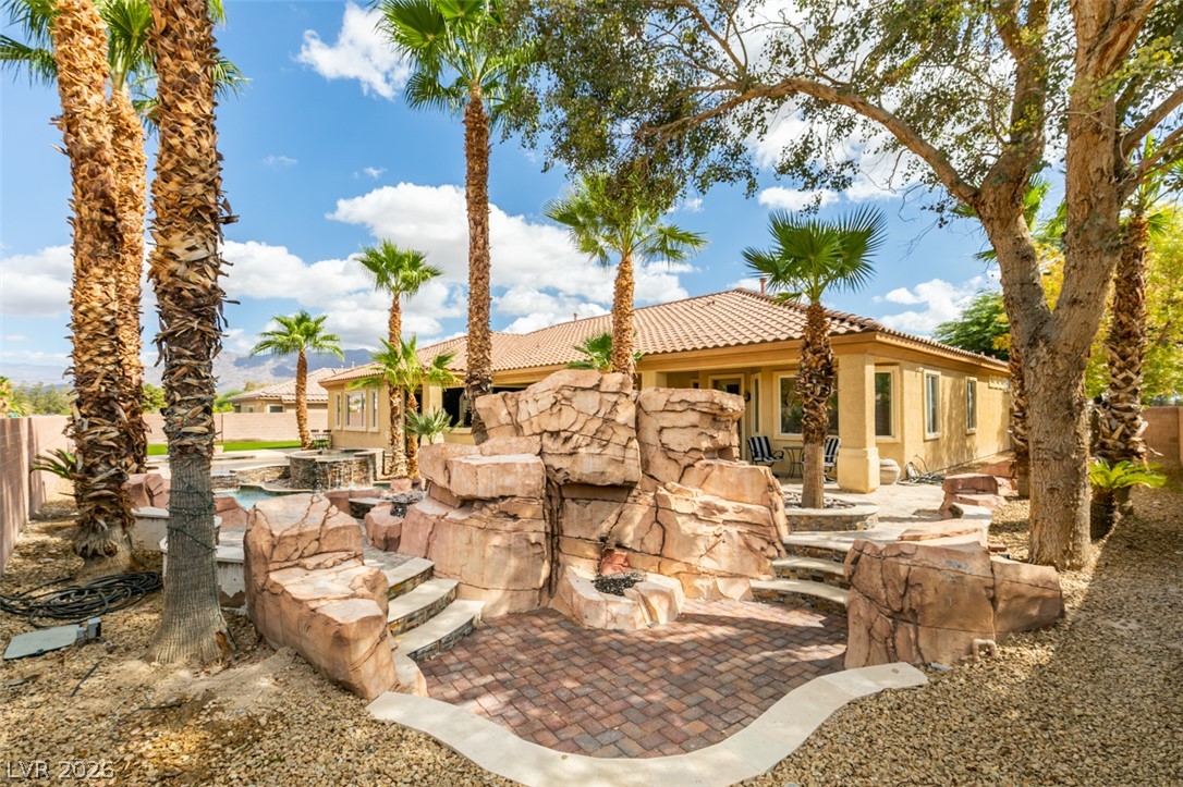 7561 Prancing Pony Court Property Photo 35