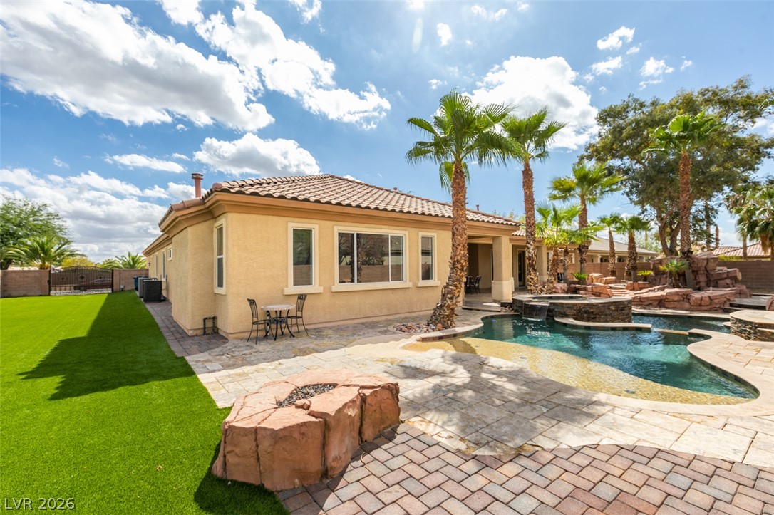 7561 Prancing Pony Court Property Photo 36