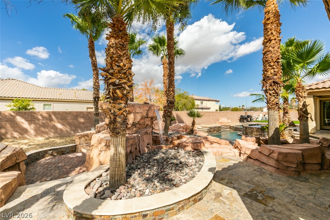 7561 Prancing Pony Court Property Photo 37