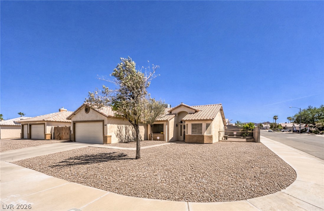 114 Vista Del Lago Street Property Photo 2