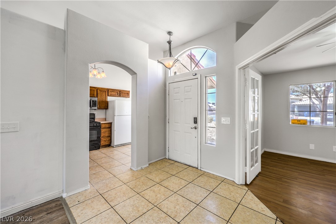 114 Vista Del Lago Street Property Photo 3