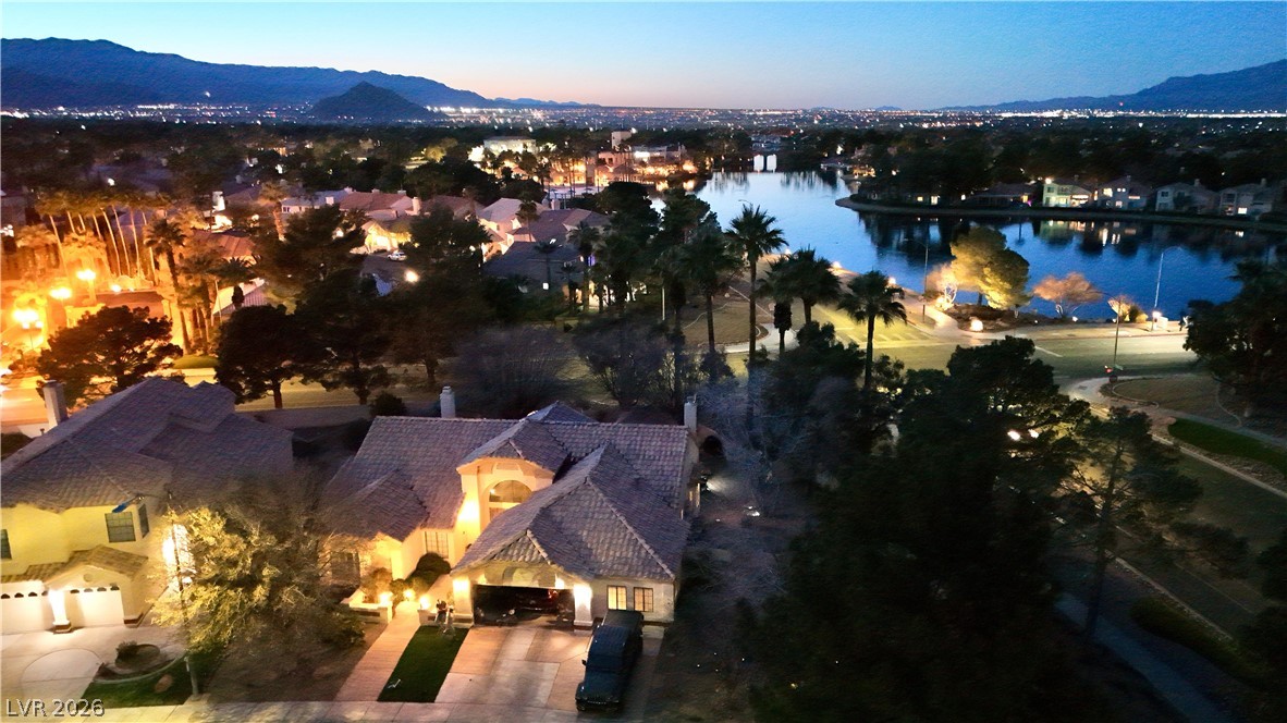 2433 Chatfield Drive Property Photo 4