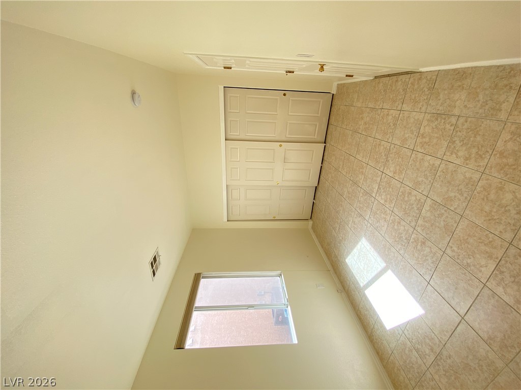 9766 Gentle Spirit Drive Property Photo 14