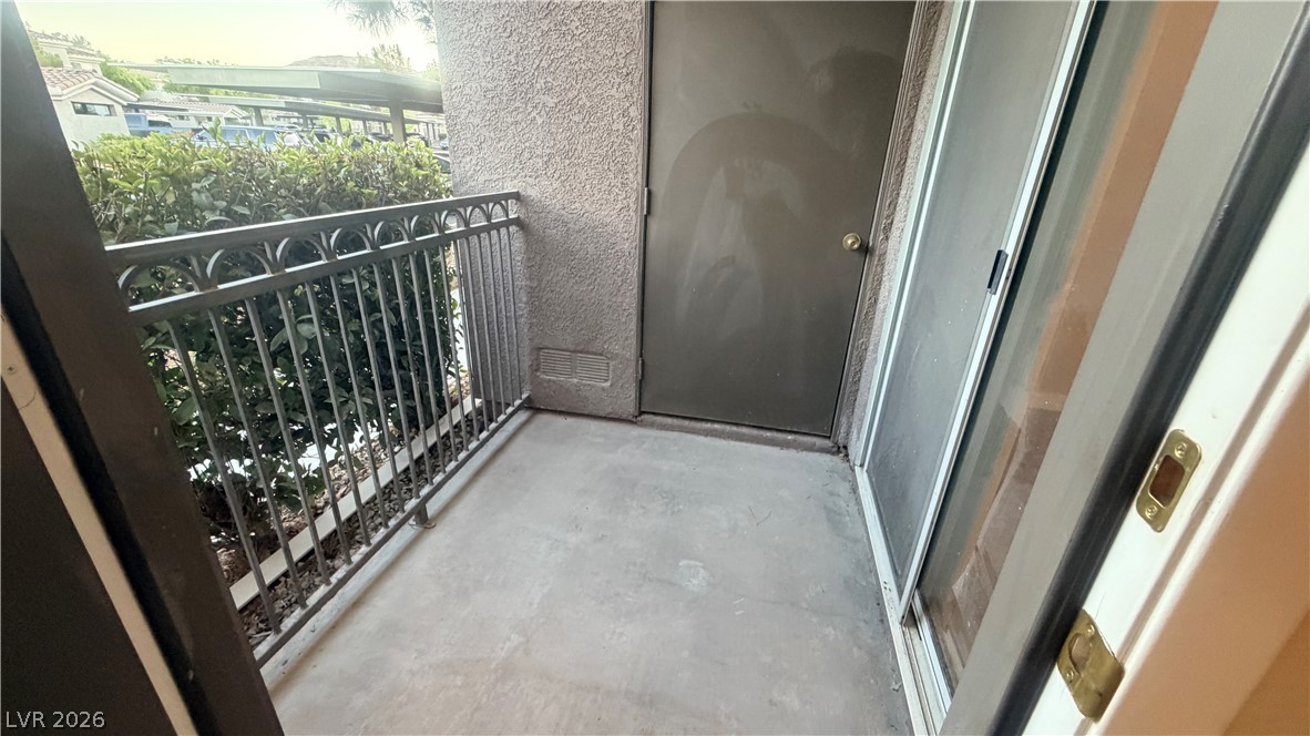 9050 West Warm Springs Road 1081 Property Photo 12