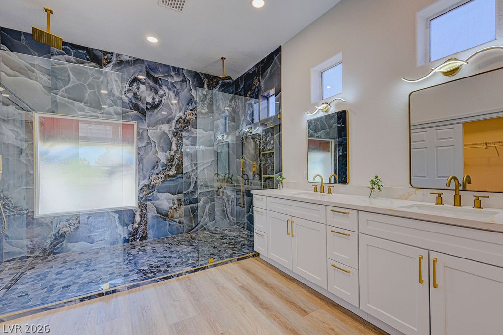 3004 Darby Falls Drive Property Photo 15