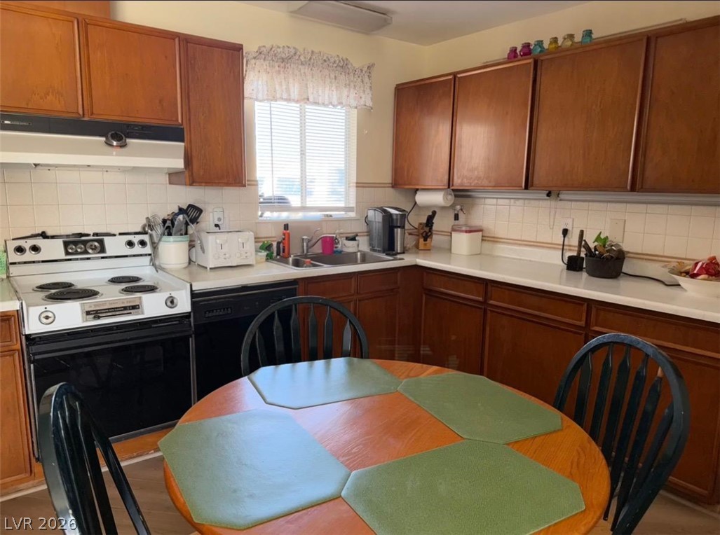 5713 Harmony Avenue Property Photo 4