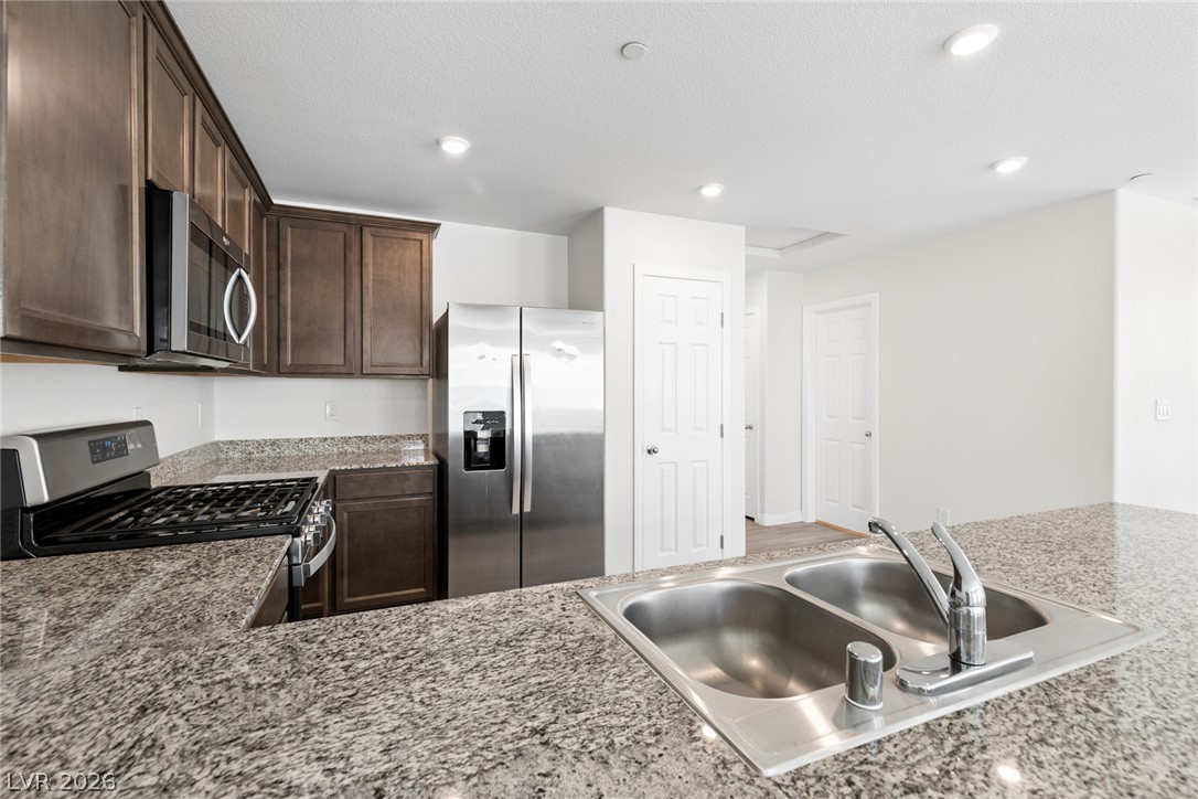 4474 Pineham Court Property Photo 11