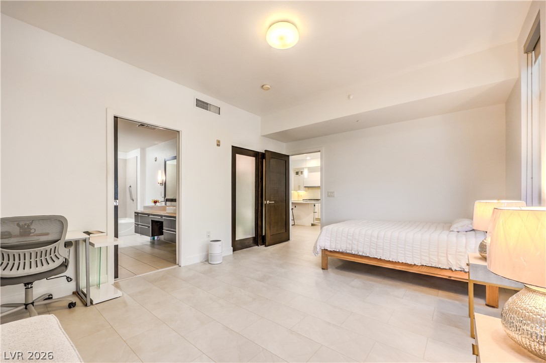 8925 West Flamingo Road 101 Property Photo 14