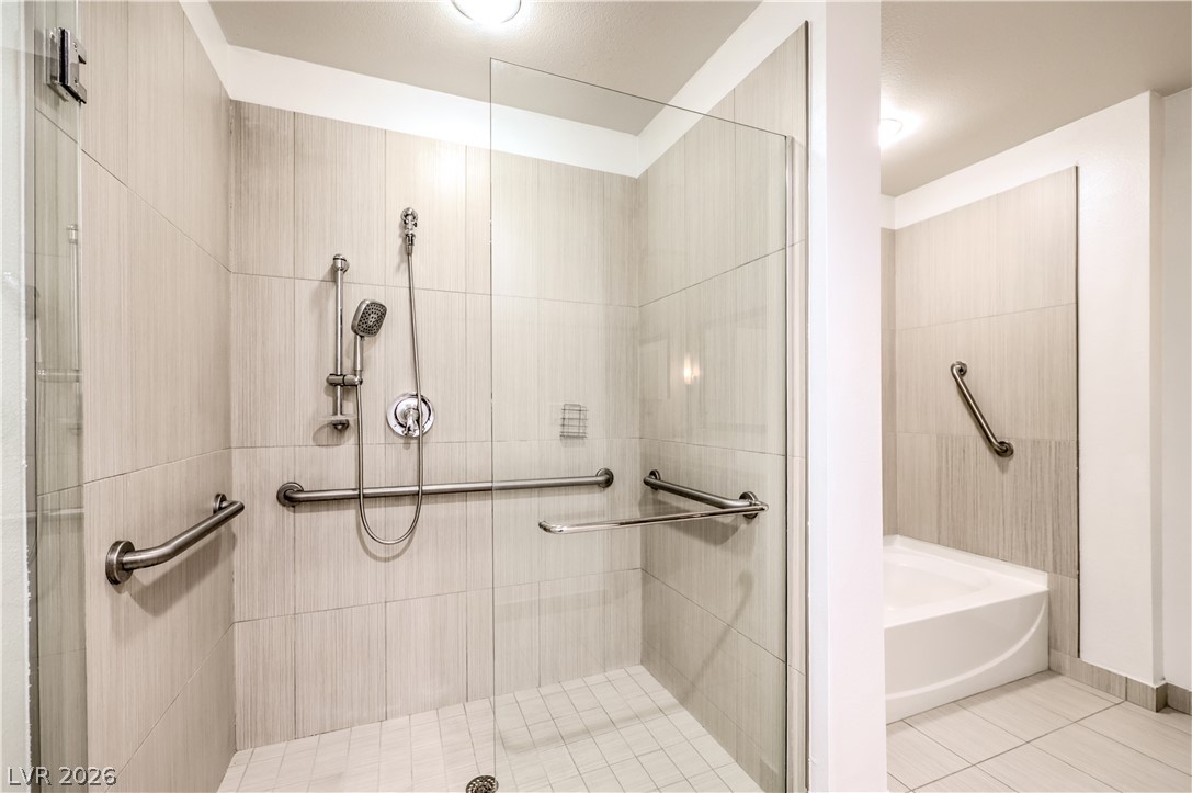 8925 West Flamingo Road 101 Property Photo 16