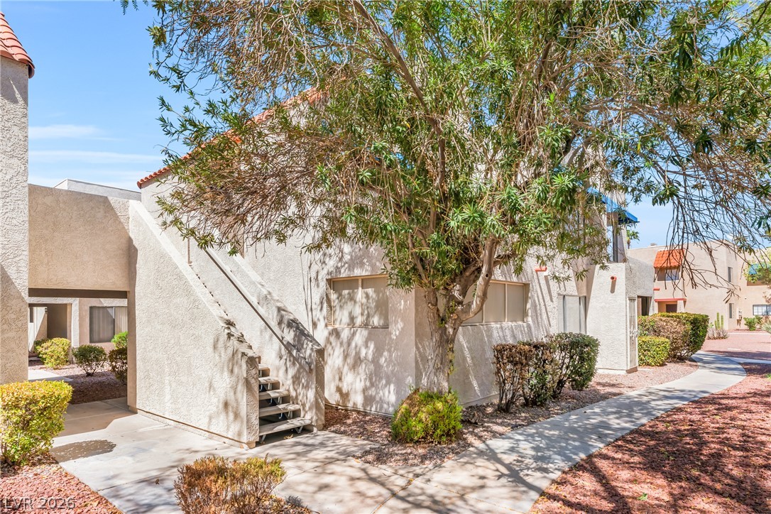 4340 Gannet Circle 110 Property Photo 12