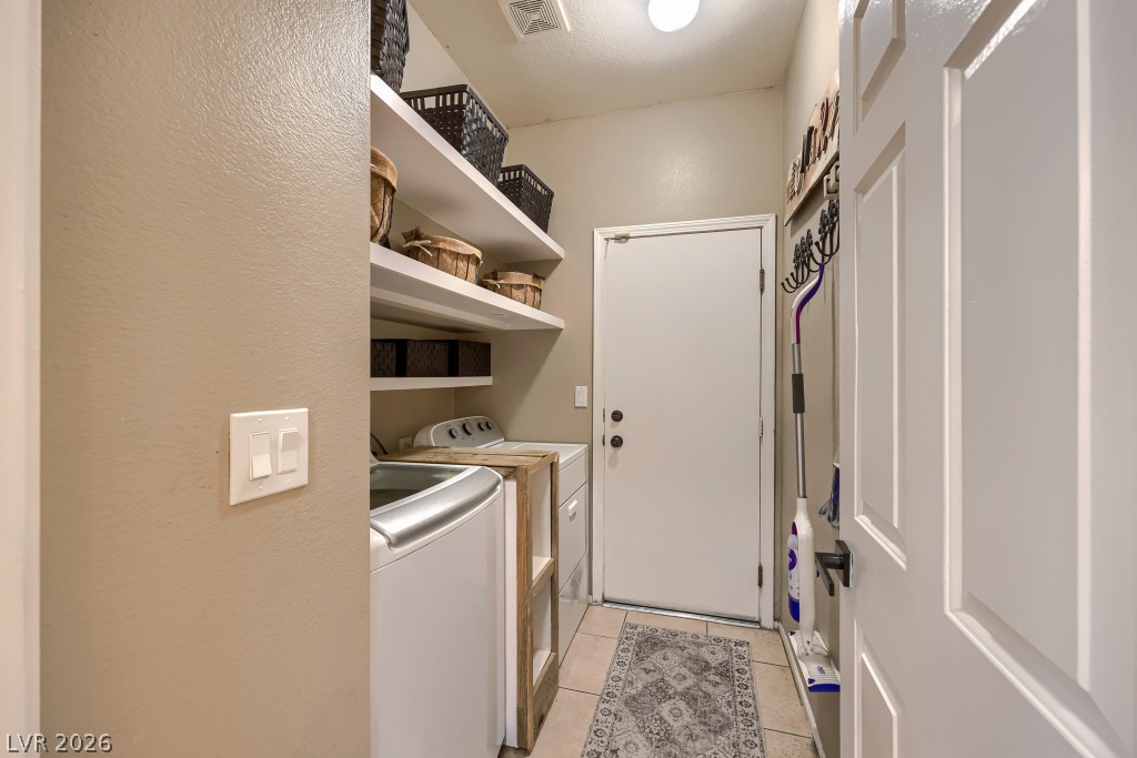 9739 Tumble Lake Court Property Photo 34