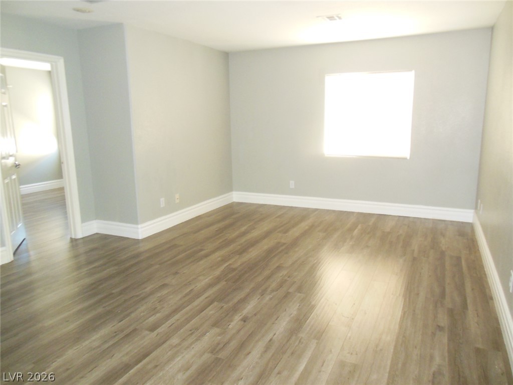 9747 Waukegan Avenue Property Photo 15