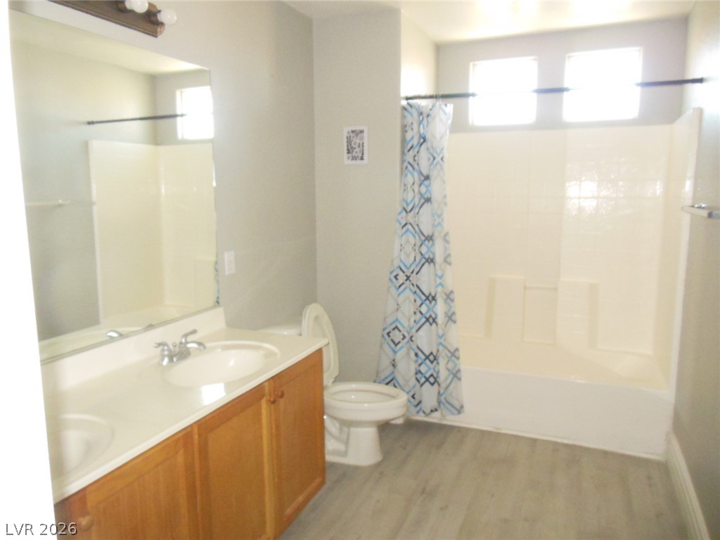 9747 Waukegan Avenue Property Photo 17