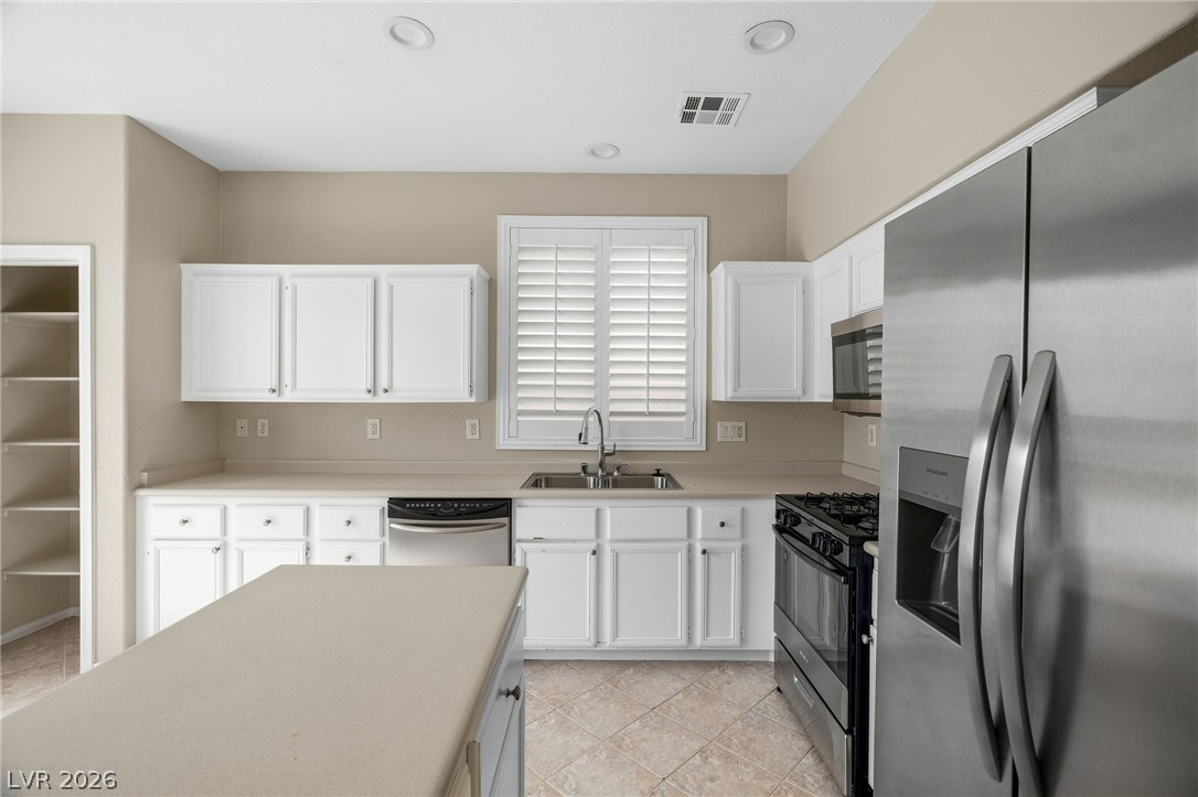 2381 Predera Avenue Property Photo 28