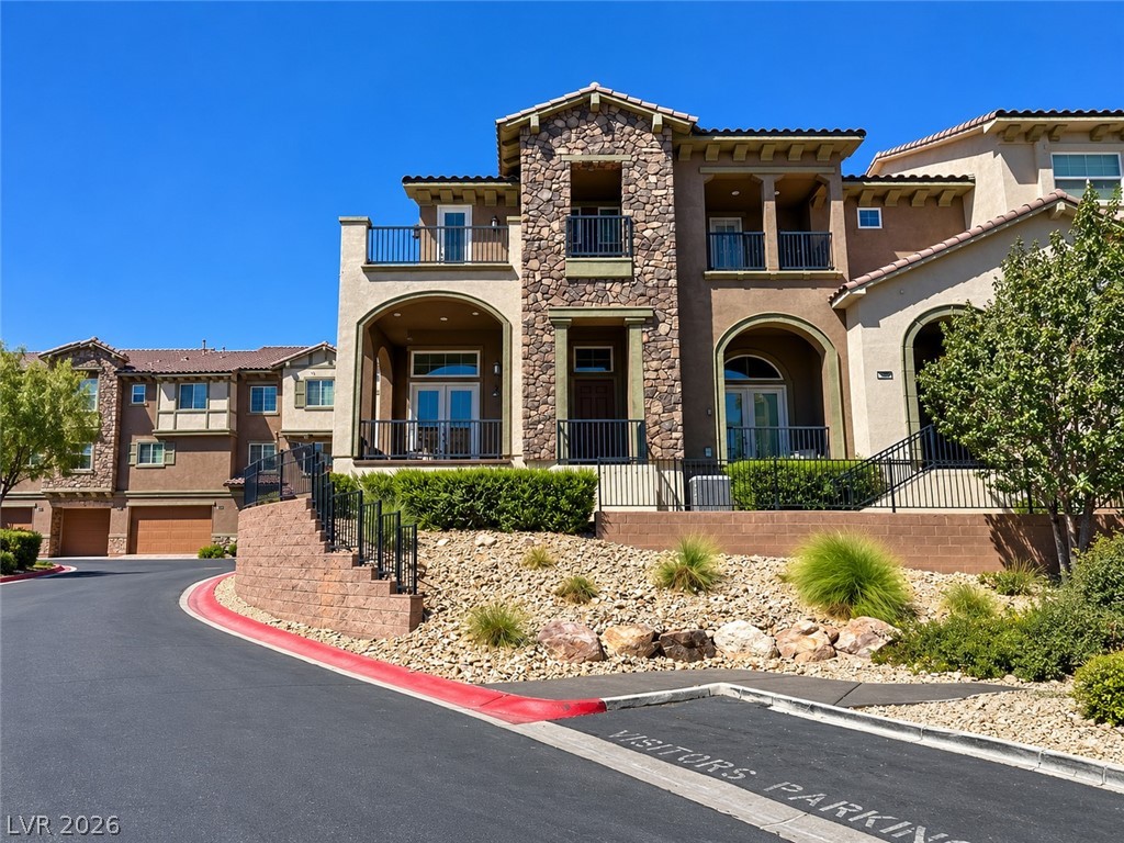 54 Via Di Vita Property Photo 1