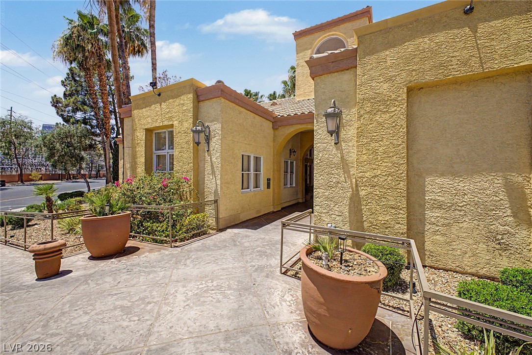 260 East Flamingo Road 220 Property Photo 28