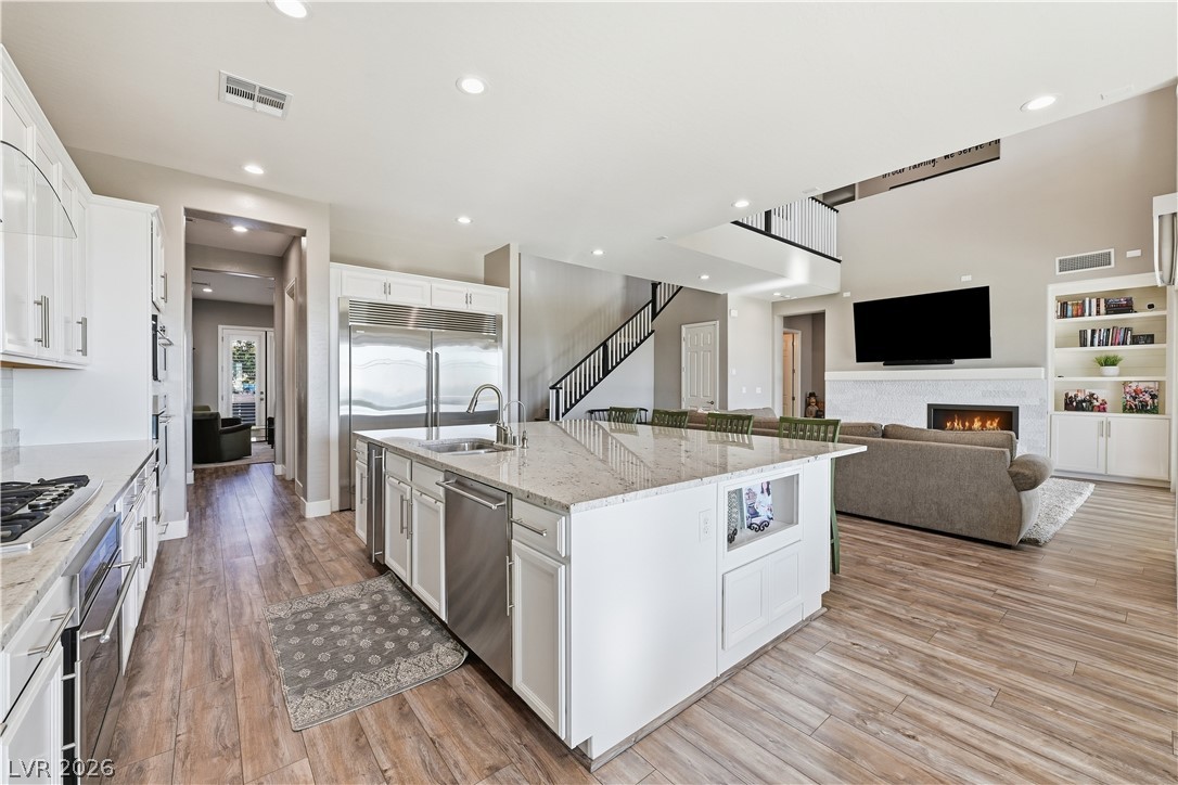 216 Highspring Street Property Photo 18