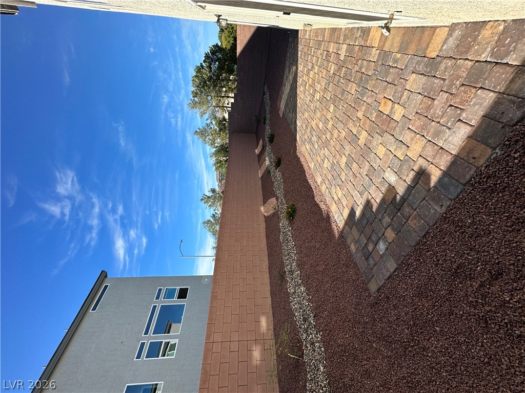 7707 Liberty Falls Street Property Photo 26