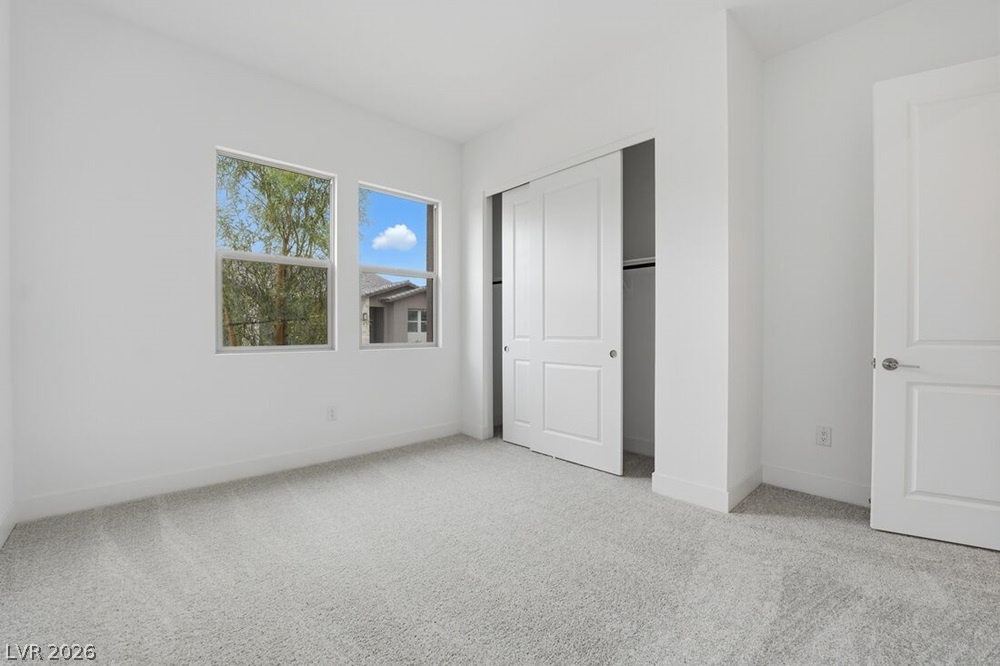 372 Tigullio Avenue Property Photo 24