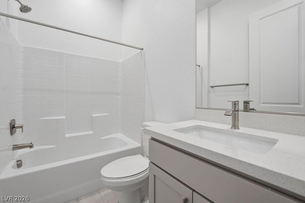 372 Tigullio Avenue Property Photo 25