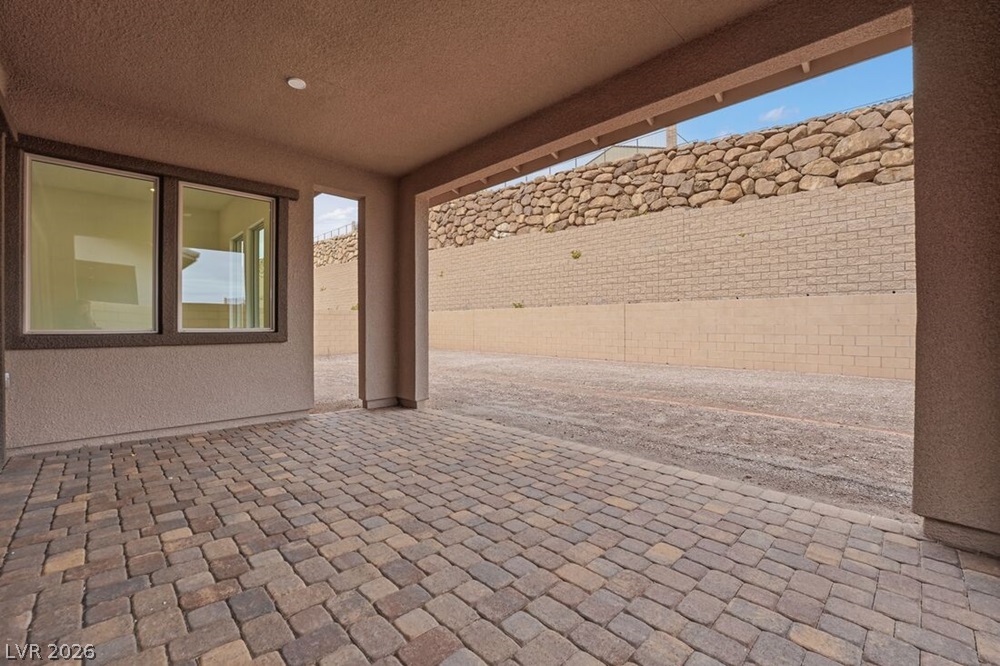 372 Tigullio Avenue Property Photo 30