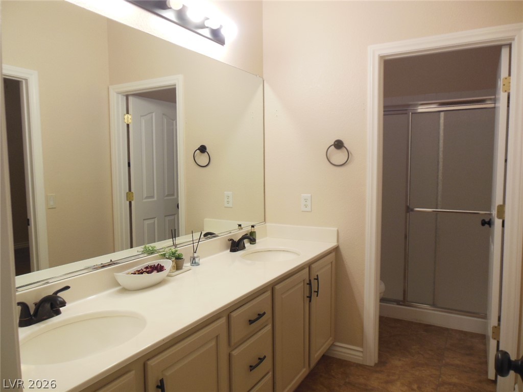 9865 Masterpiece Drive Property Photo 13