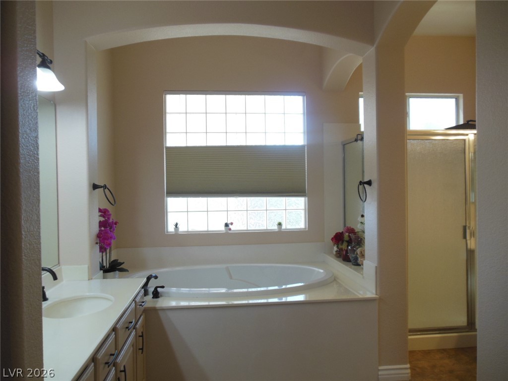 9865 Masterpiece Drive Property Photo 18