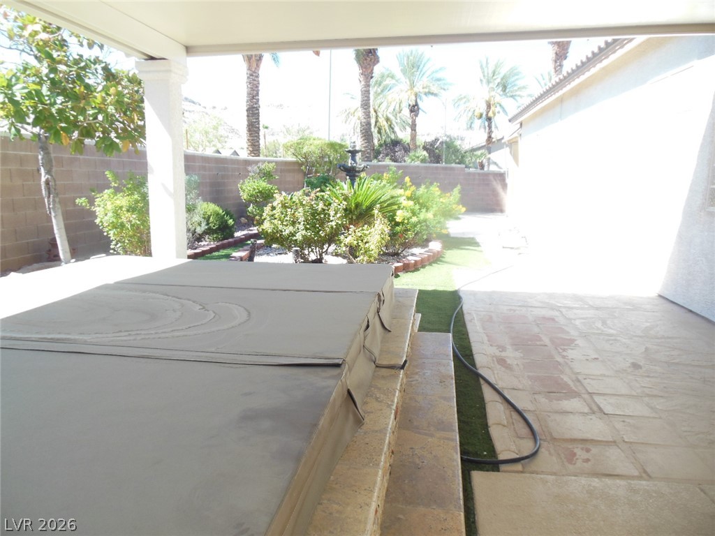 9865 Masterpiece Drive Property Photo 27