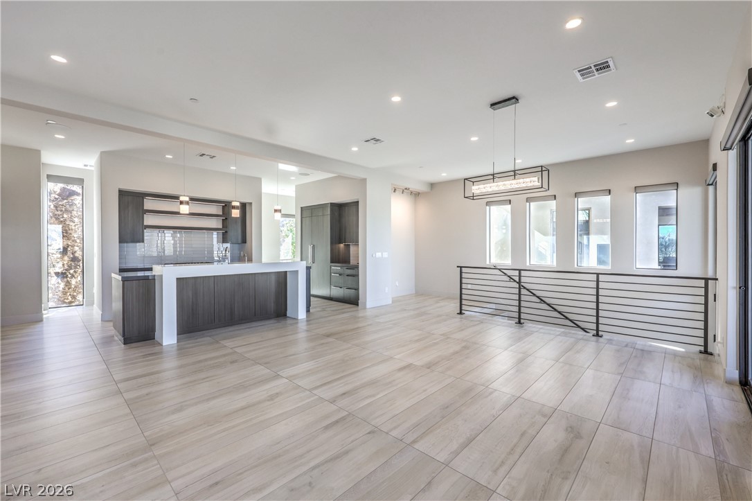 422 Tranquil Peak Court Property Photo 12