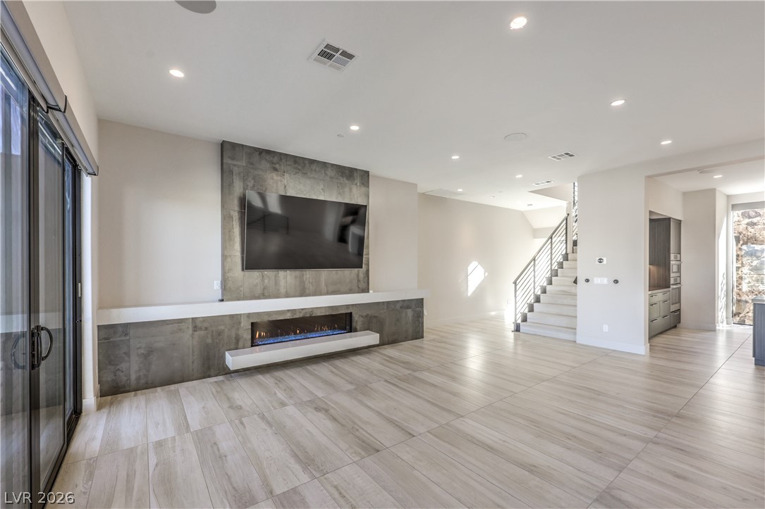 422 Tranquil Peak Court Property Photo 13
