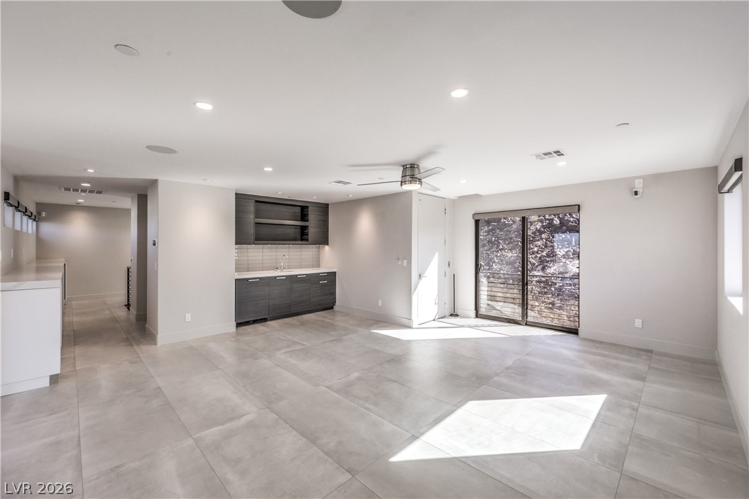 422 Tranquil Peak Court Property Photo 45