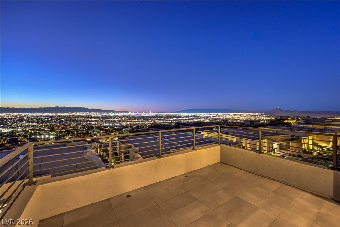 422 Tranquil Peak Court Property Photo 49