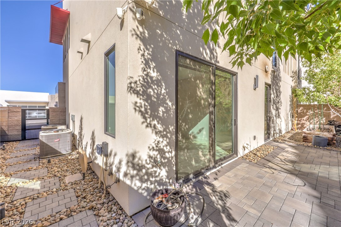 422 Tranquil Peak Court Property Photo 78