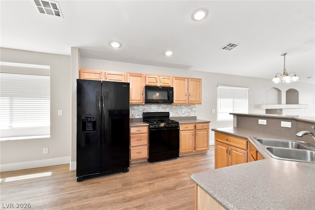 6059 Camden Cove Street Property Photo 10