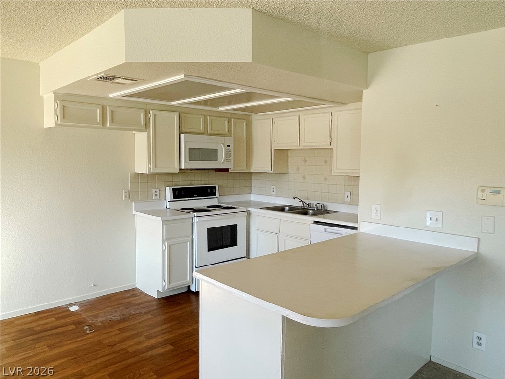 1104 Pinto Rock Lane 201 Property Photo 13