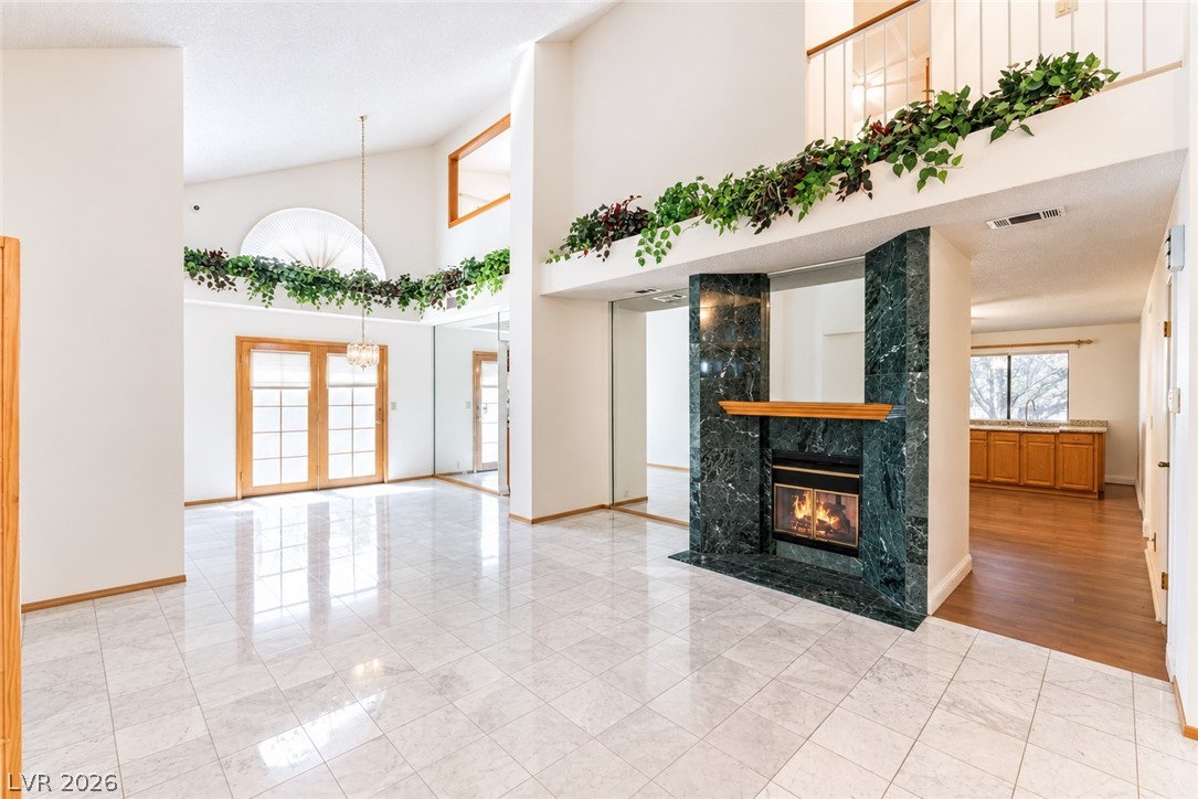 9109 Anchor Cove Court Property Photo 3