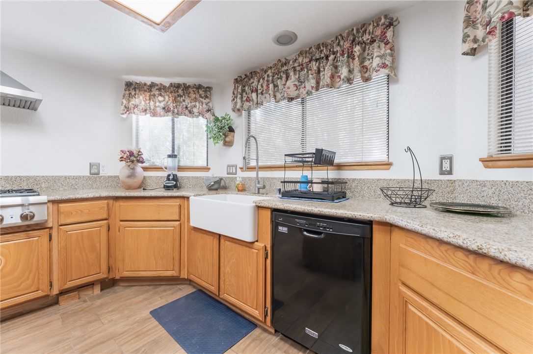 9109 Anchor Cove Court Property Photo 13