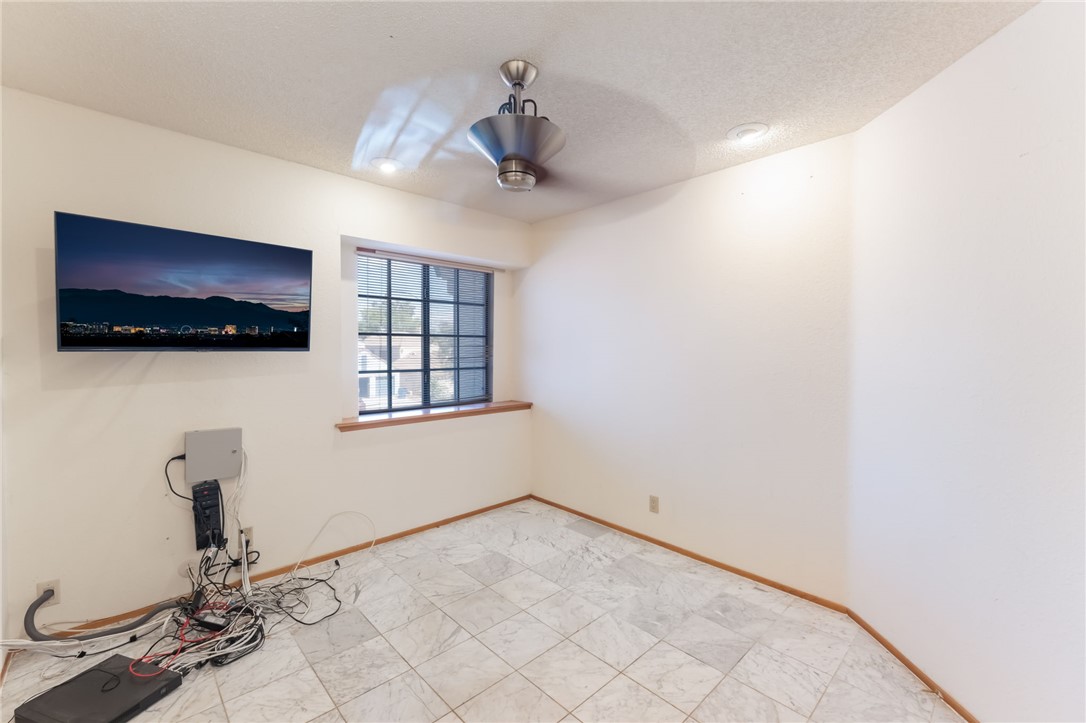 9109 Anchor Cove Court Property Photo 32