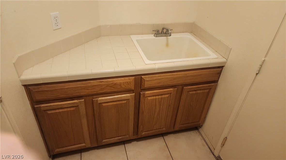 8000 Edward Baher Avenue Property Photo 58