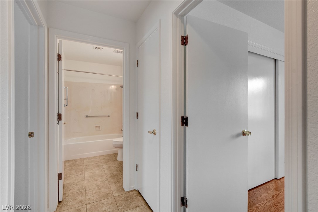 9036 Grayling Drive Property Photo 18